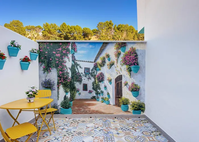 Andalusian By Seric, 15' Walking To The Apartment