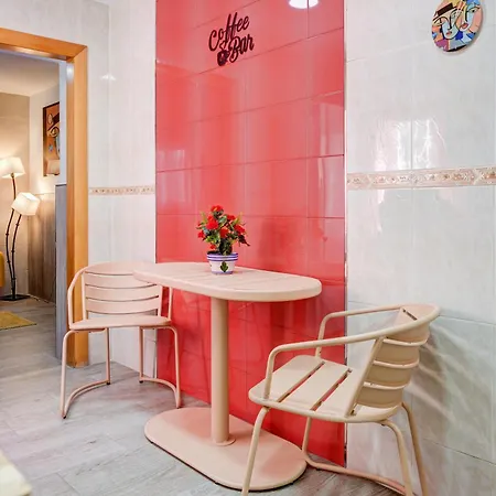 Andalusian By Seric, 15' Walking To The *